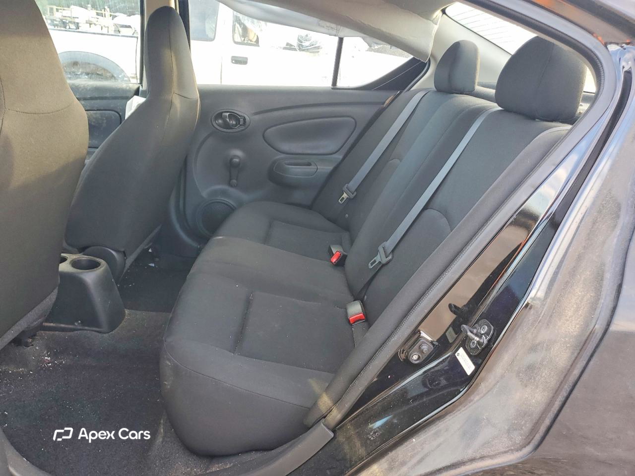 Nissan Versa 2016