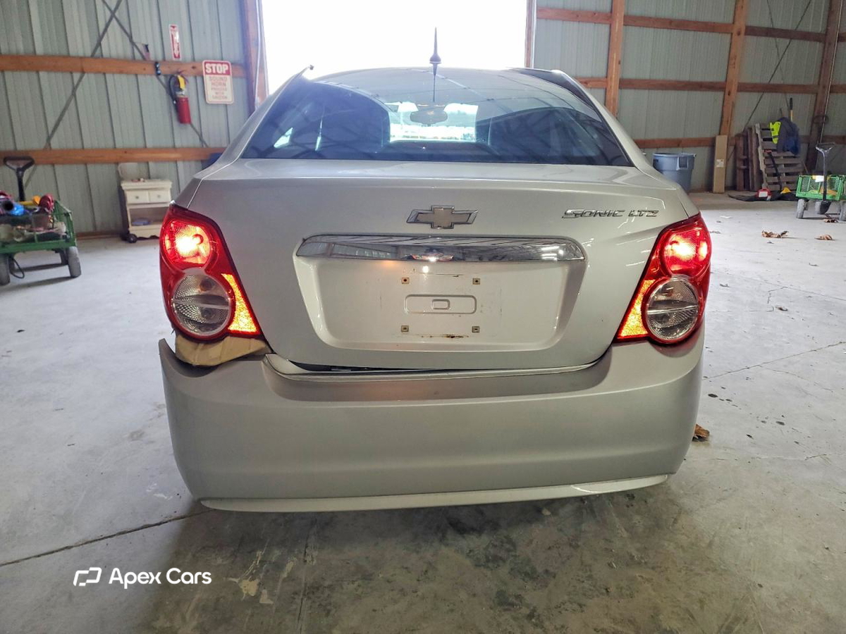 Chevrolet Sonic 2012