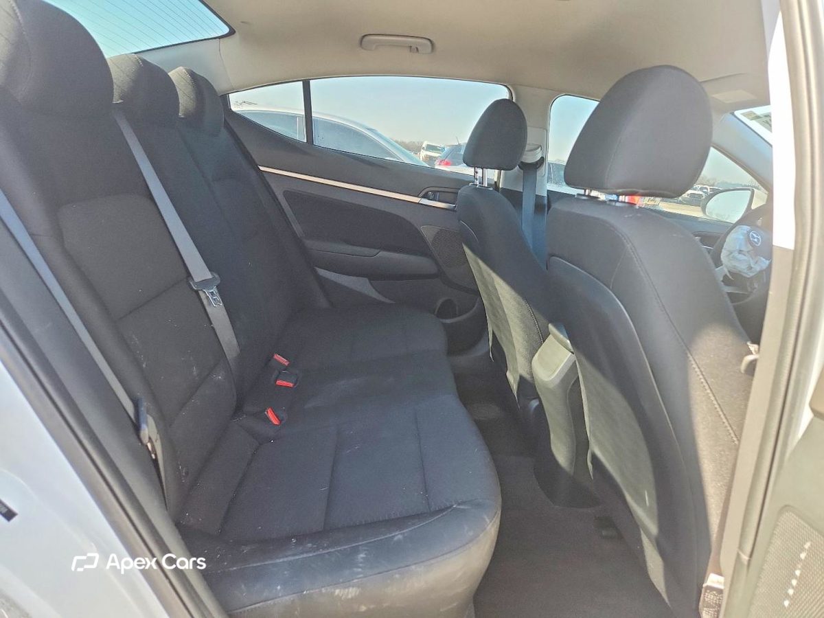 Hyundai Elantra 2020