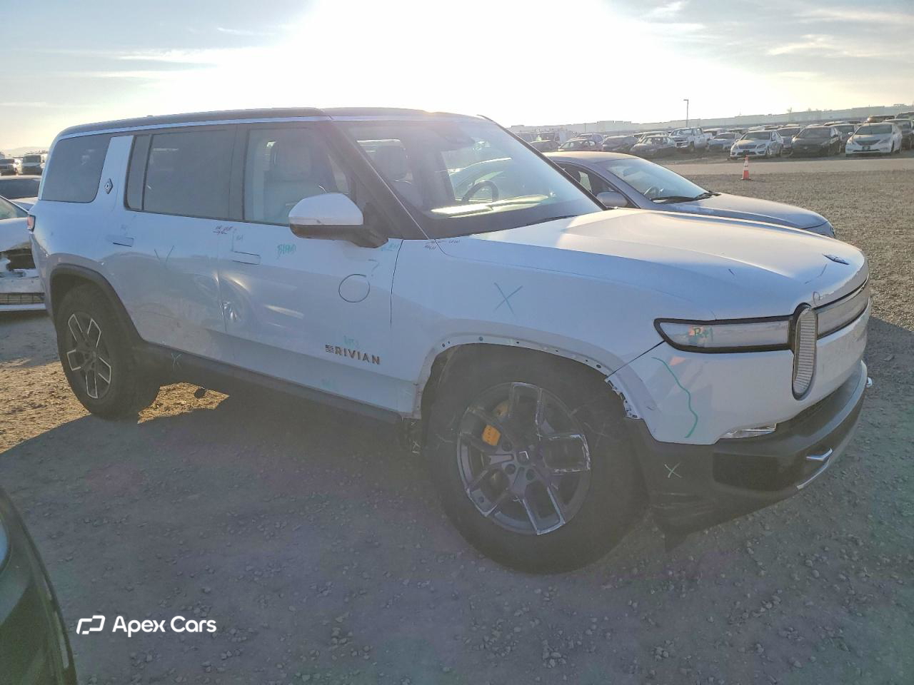 Rivian R1S 2023