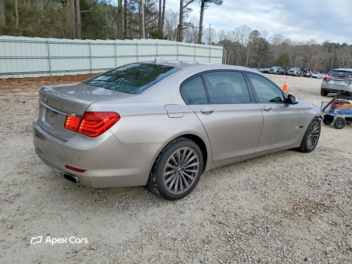 BMW Series 7 2009