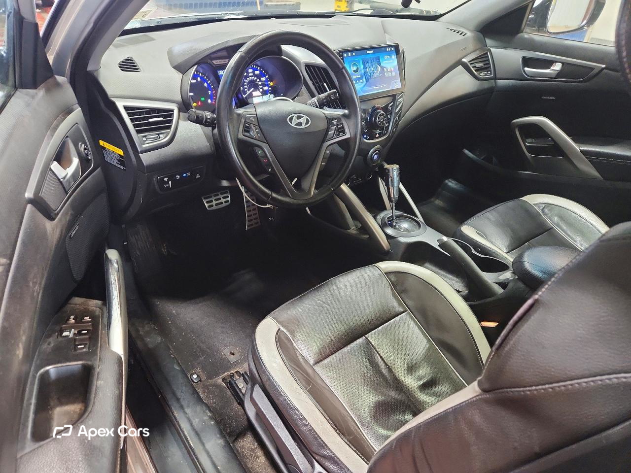 Hyundai Veloster 2013