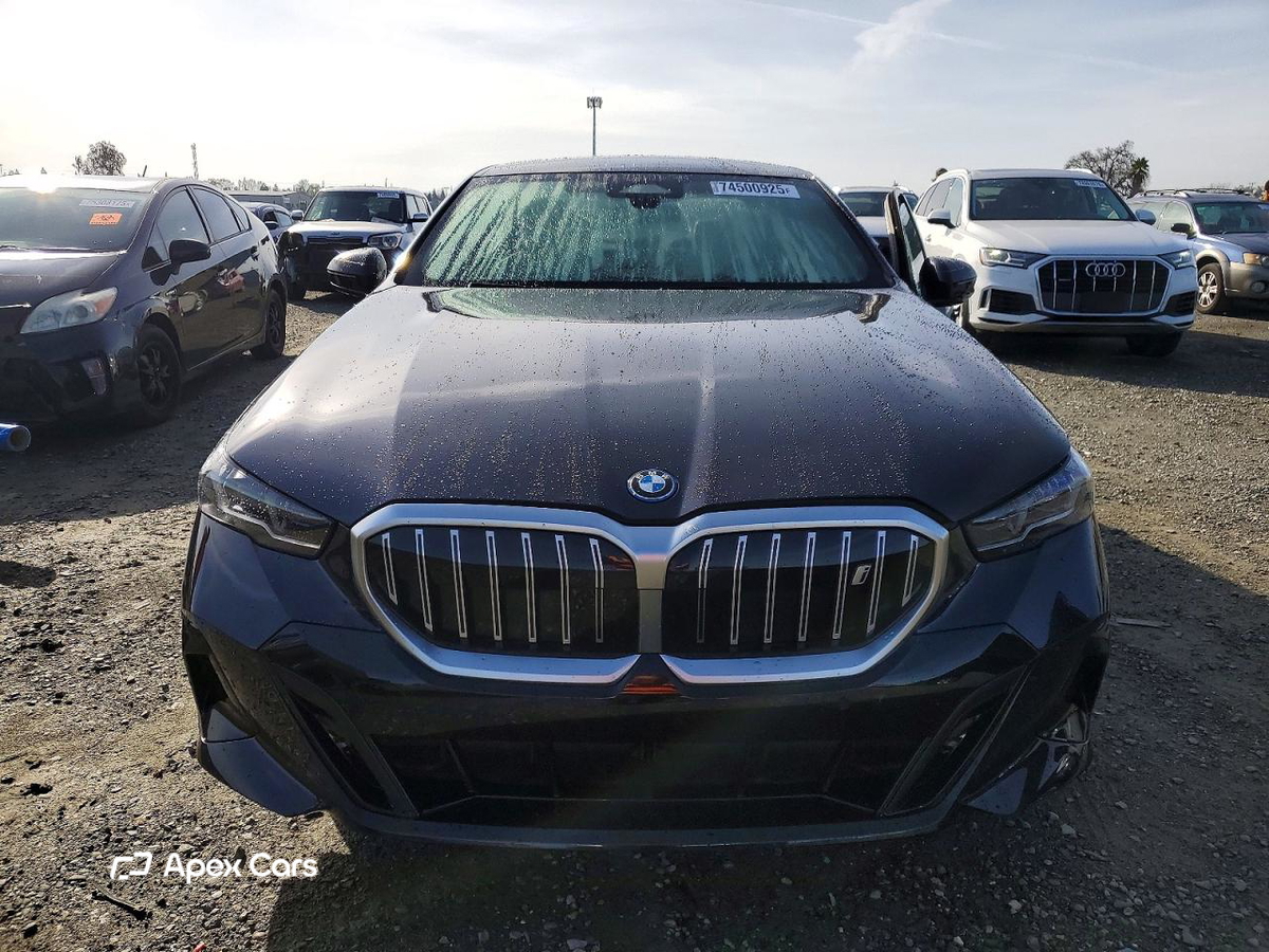 BMW i5 2024