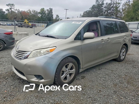 Toyota Sienna 2017 - Image 1 of 13