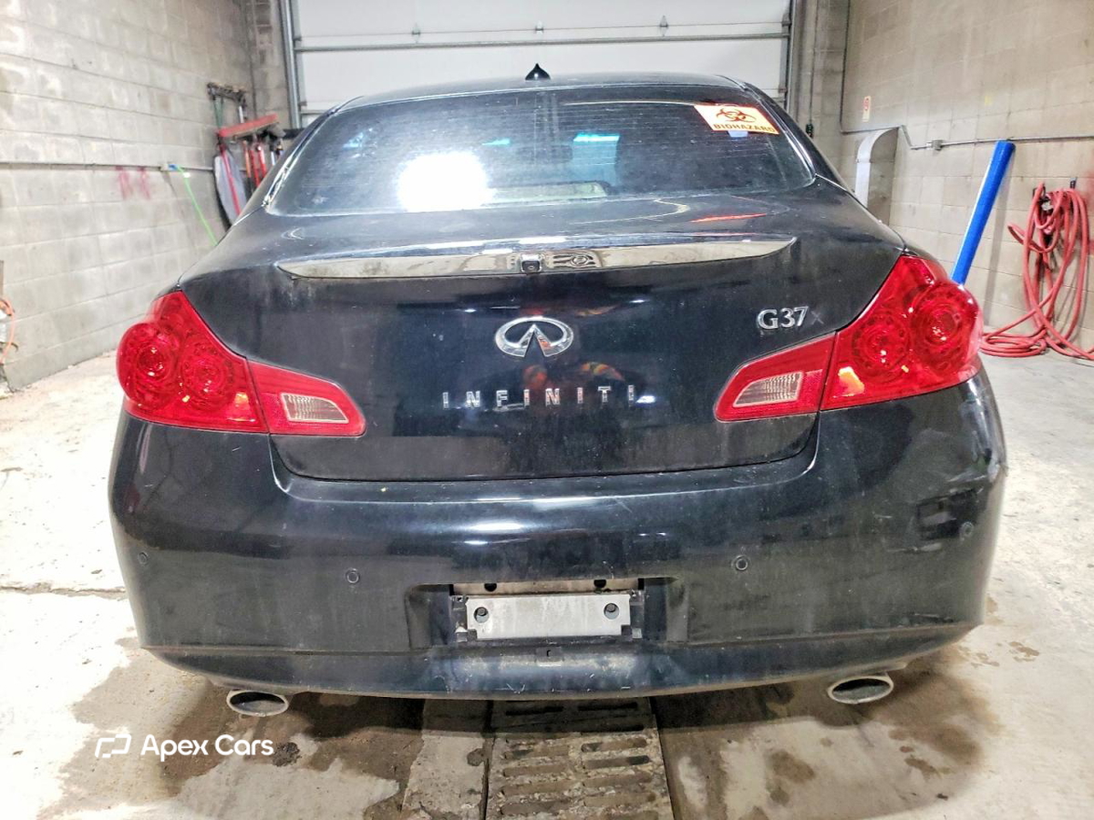 Infiniti G 2013