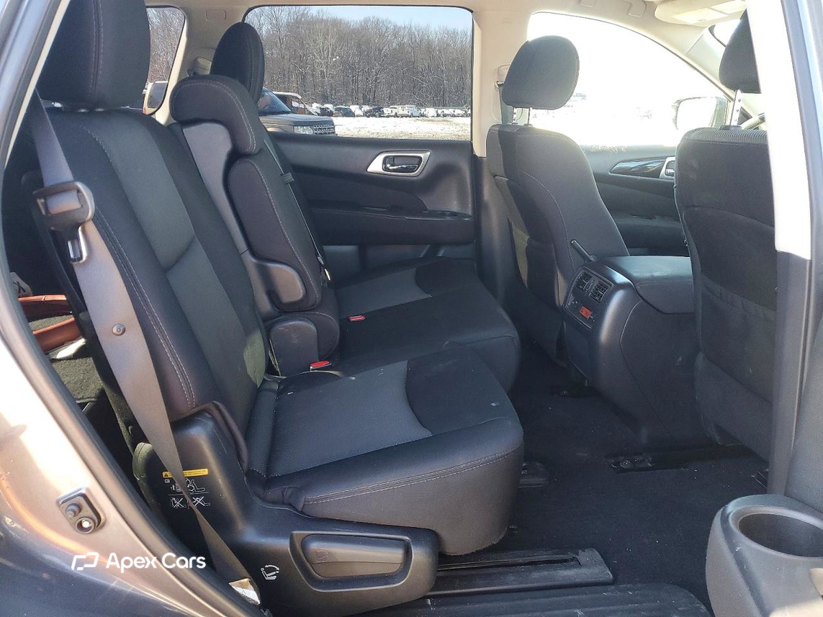 Nissan Pathfinder 2017