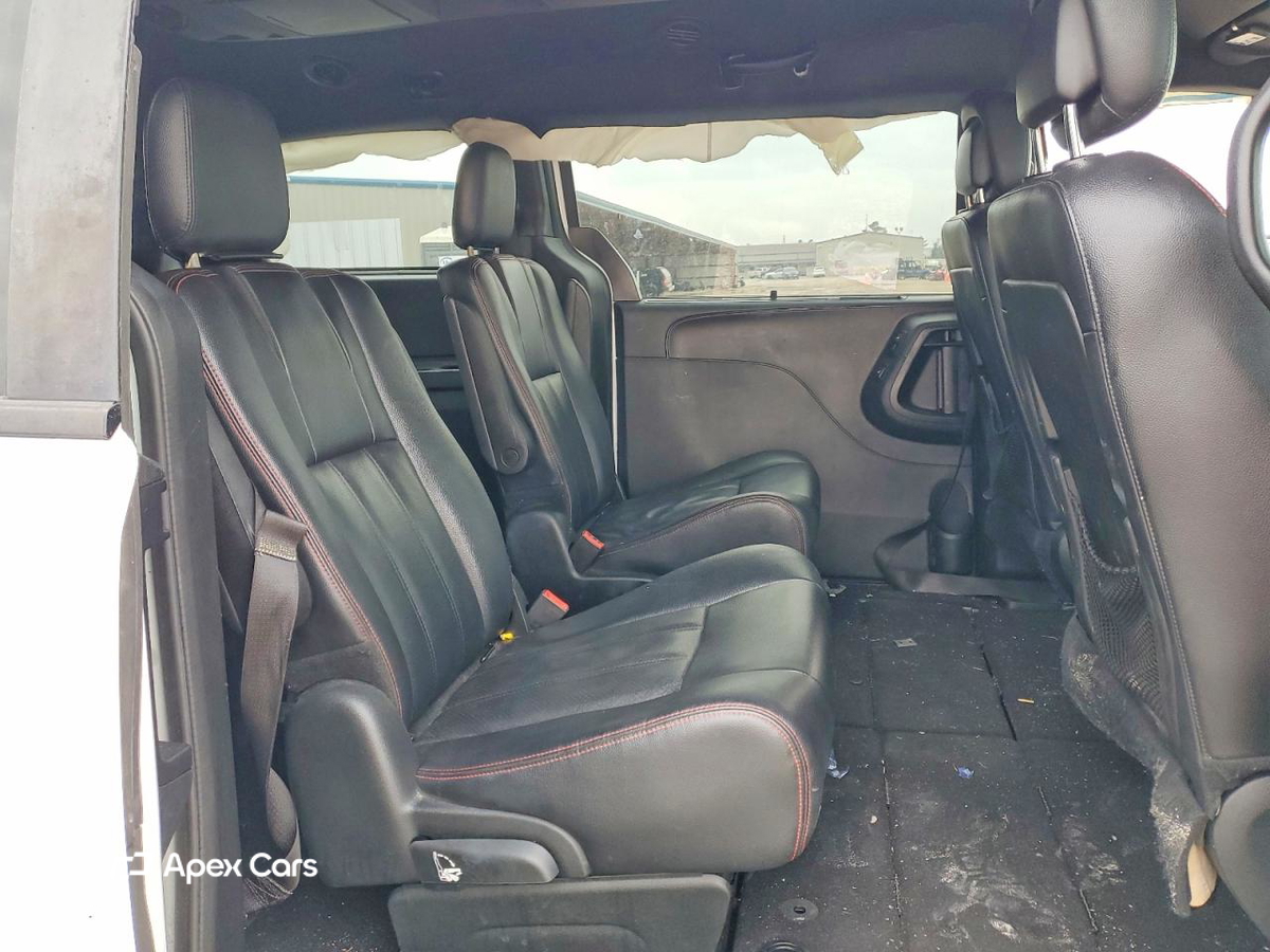Dodge Caravan 2018