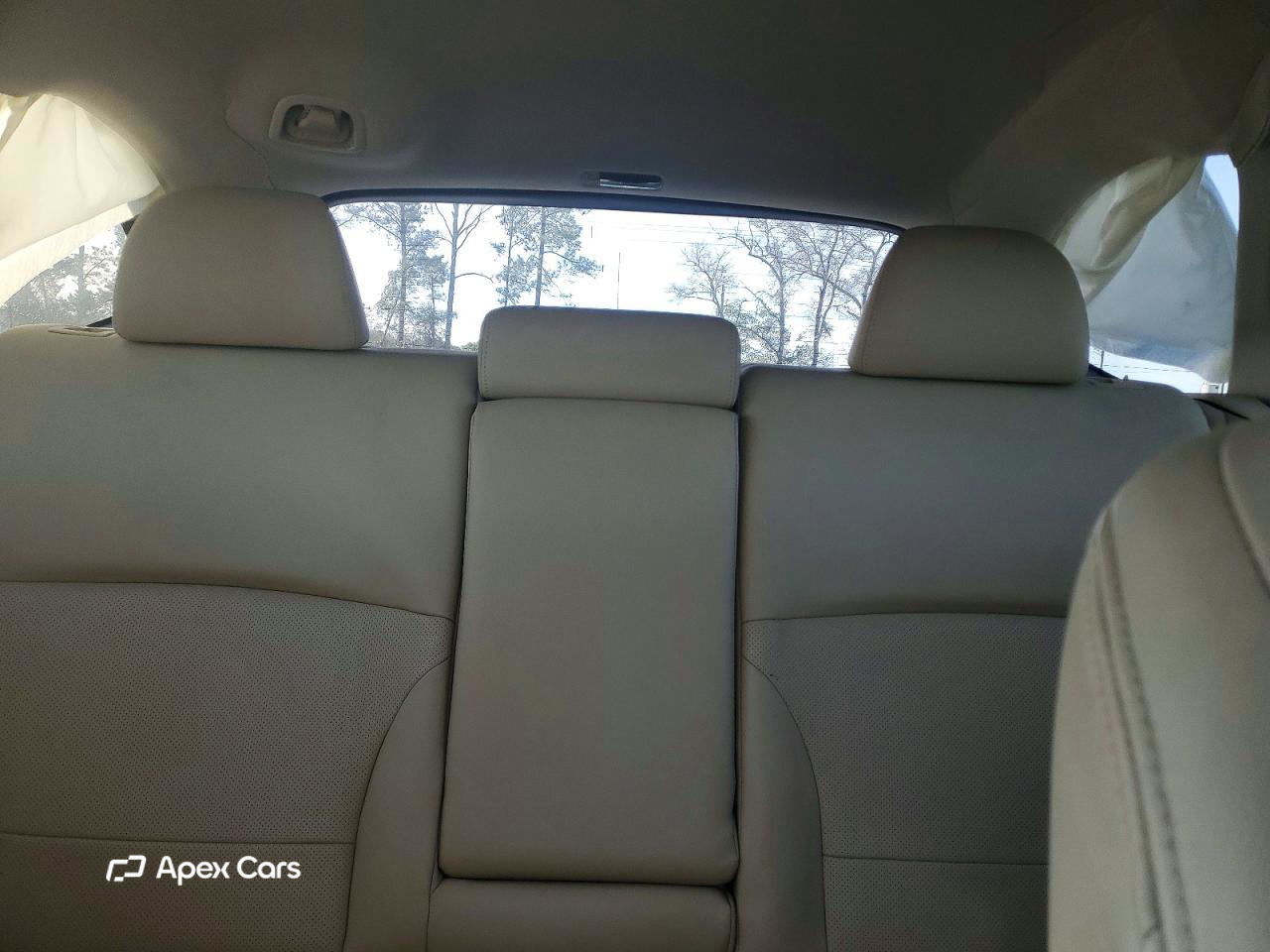 Subaru Outback 2016