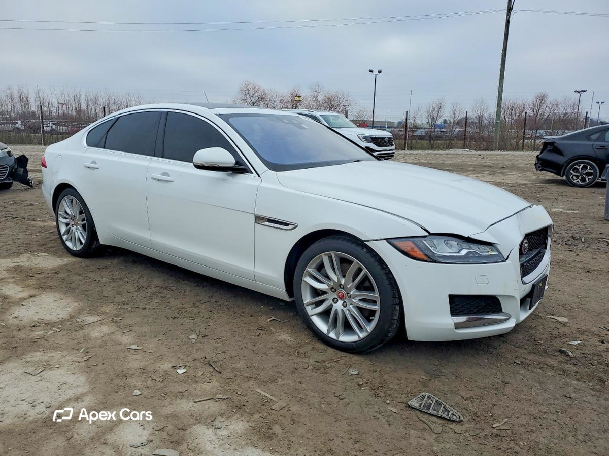 Jaguar XF 2016