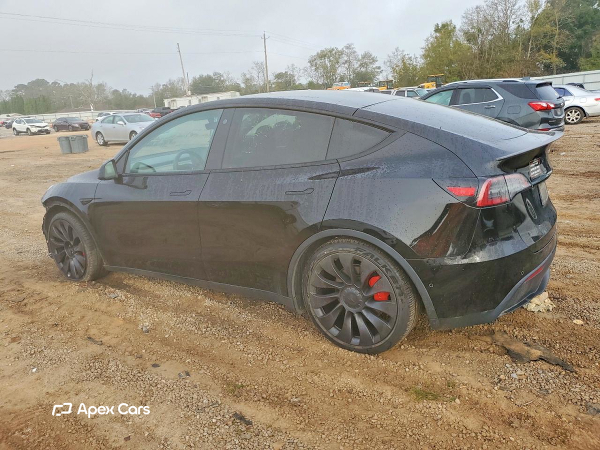 Tesla Model Y 2022