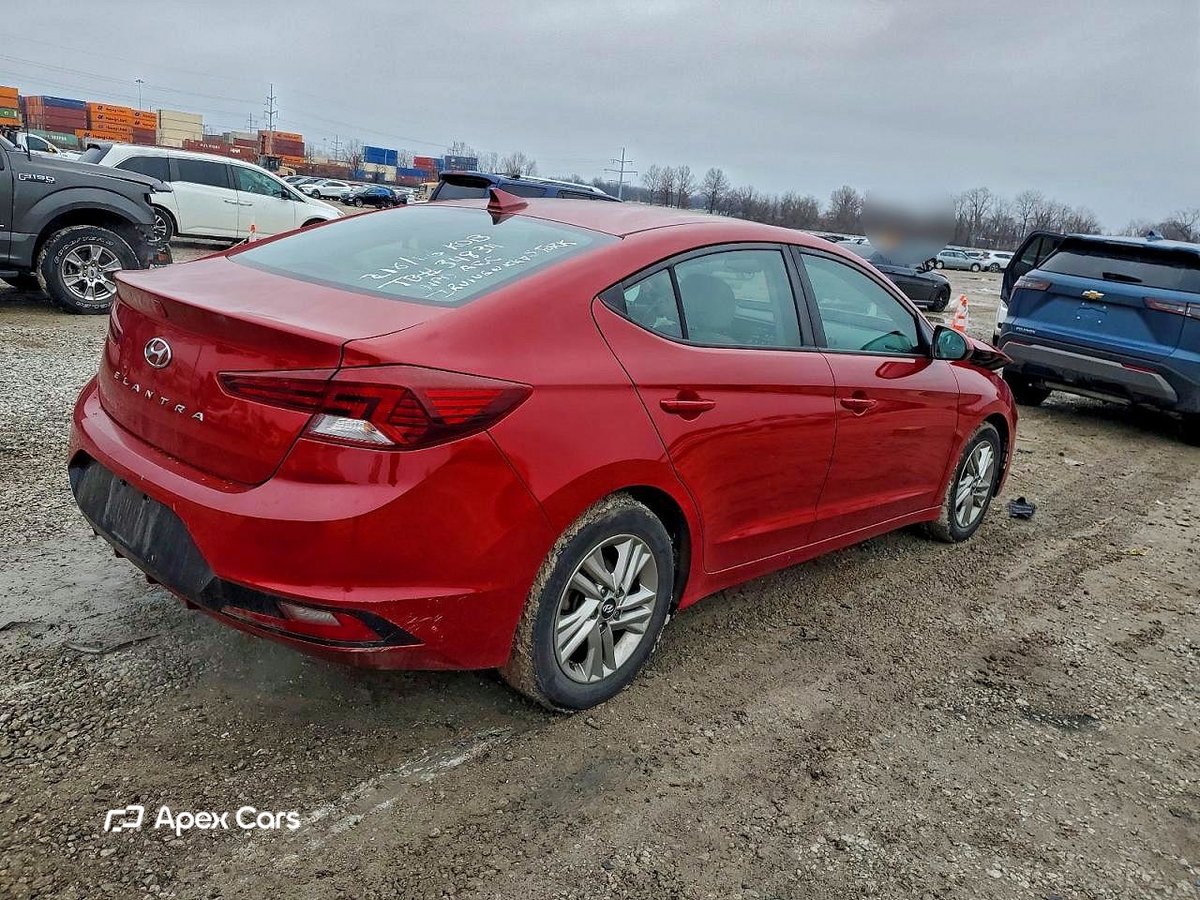 Hyundai Elantra 2020