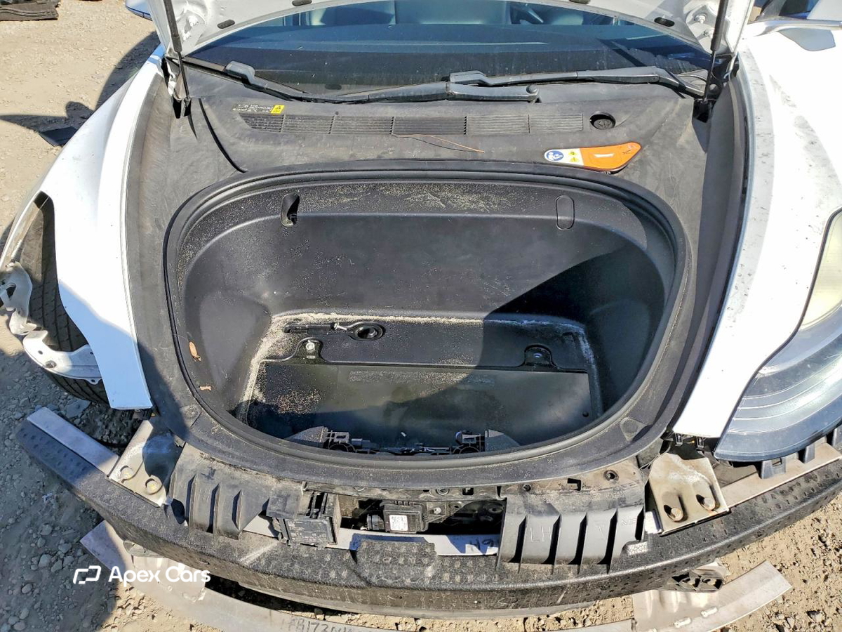 Tesla Model 3 2017