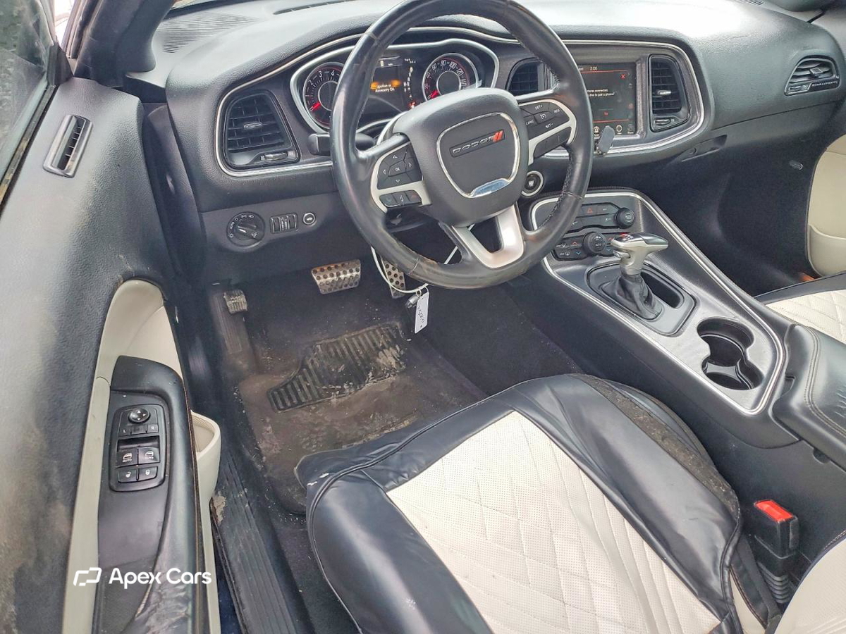 Dodge Challenger 2015