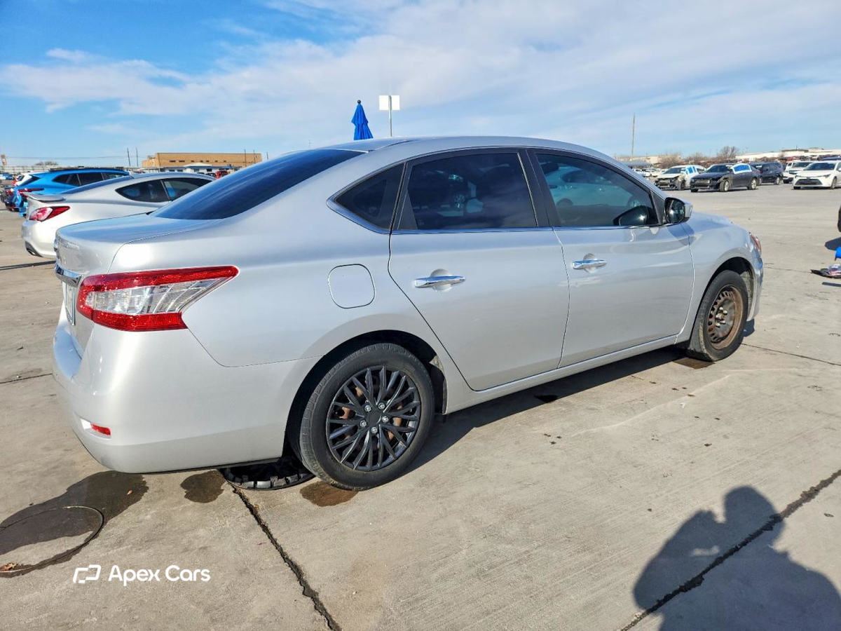 Nissan Sentra 2015
