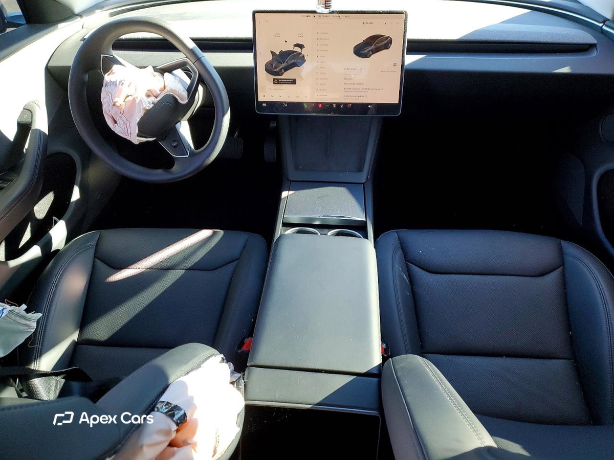 Tesla Model 3 2025
