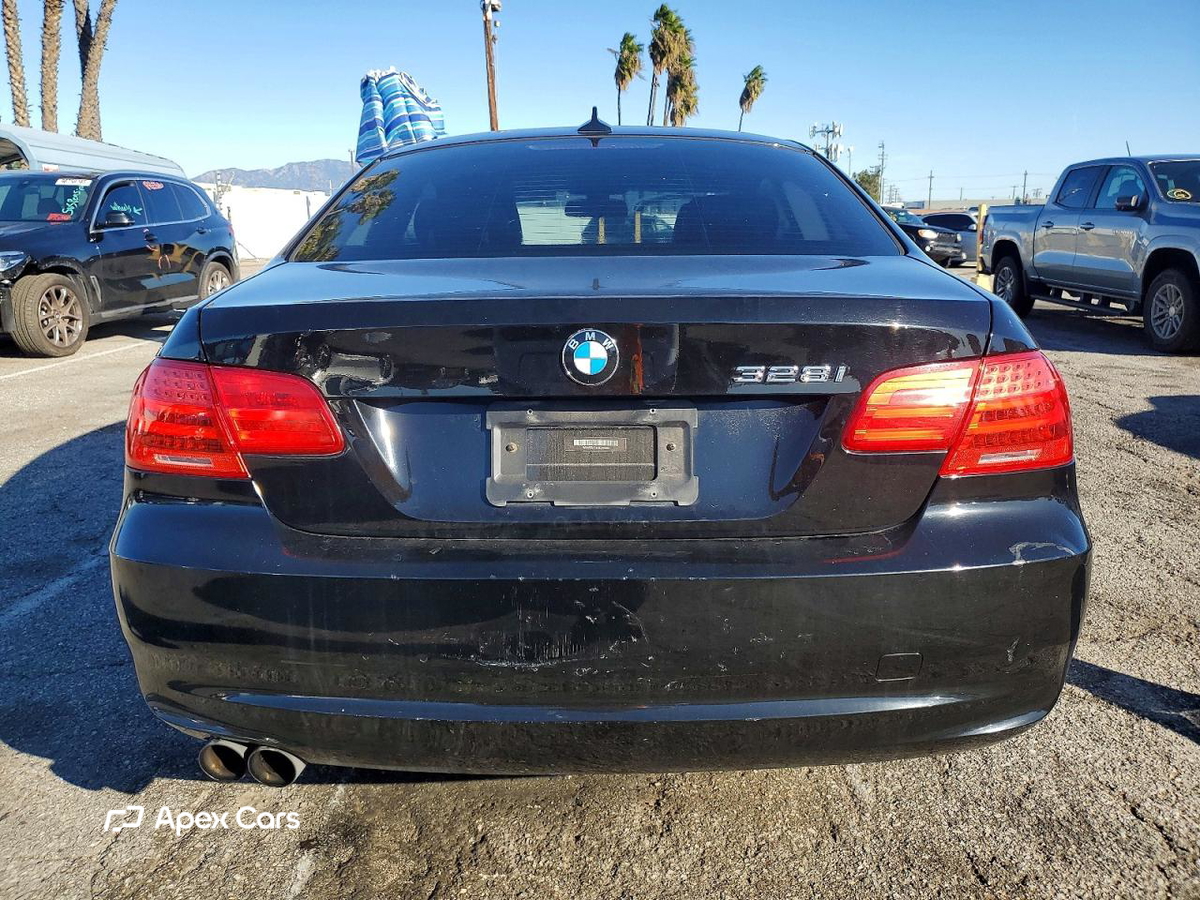 BMW Series 3 2012