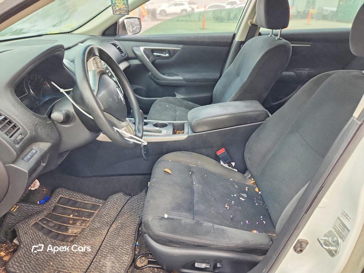 Nissan Altima 2015