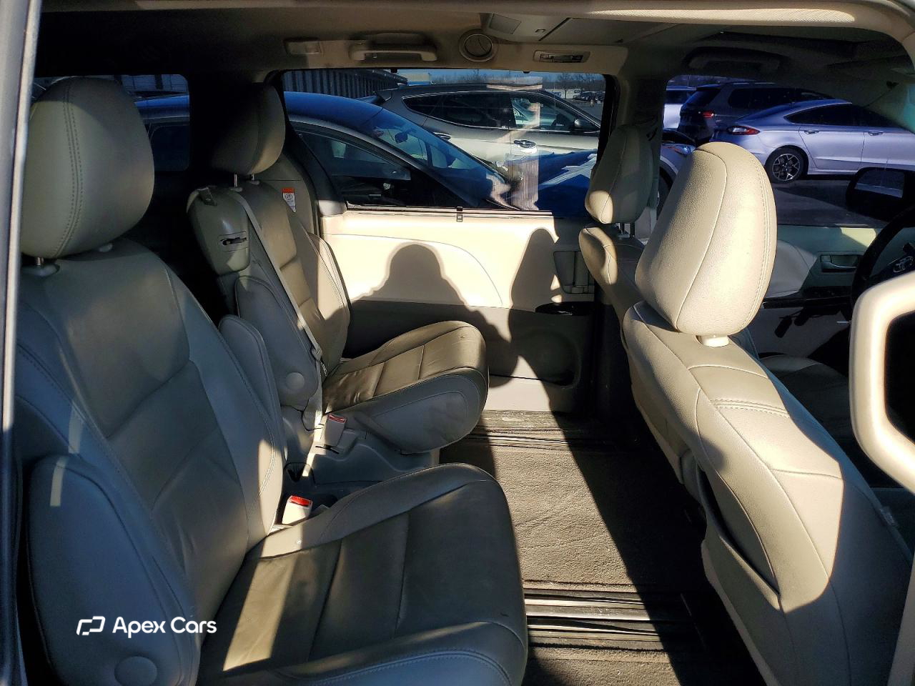 Toyota Sienna 2015