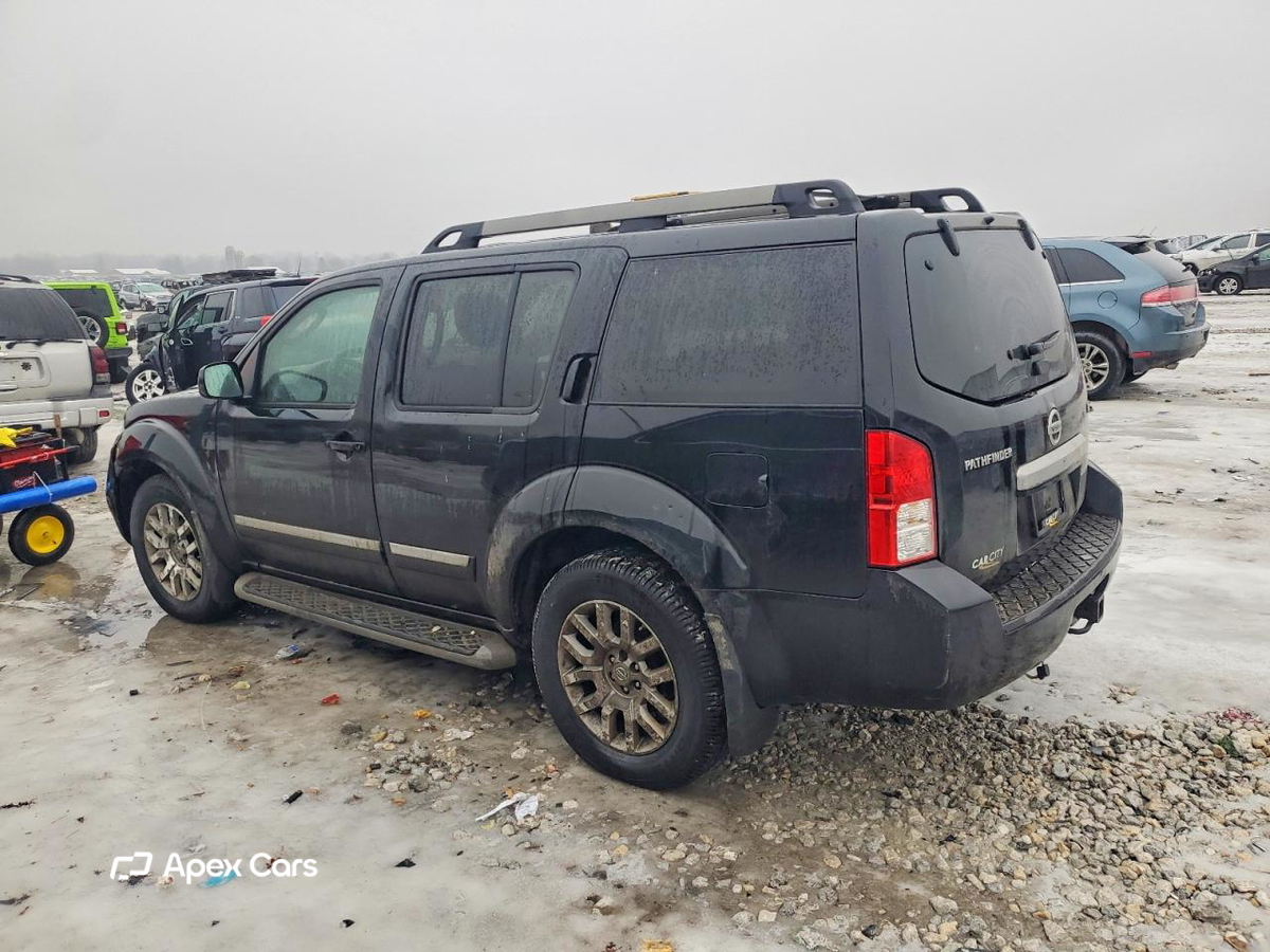 Nissan Pathfinder 2011