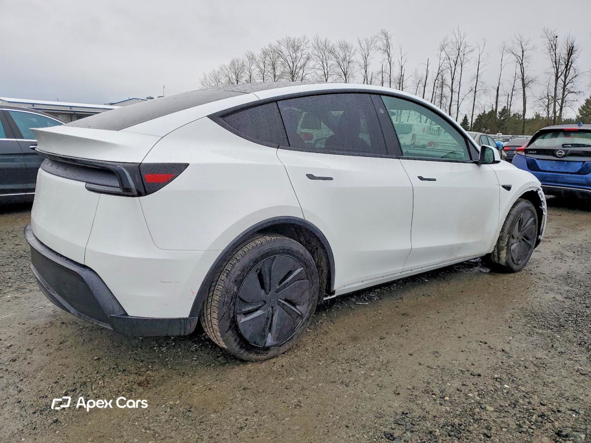 Tesla Model Y 2026