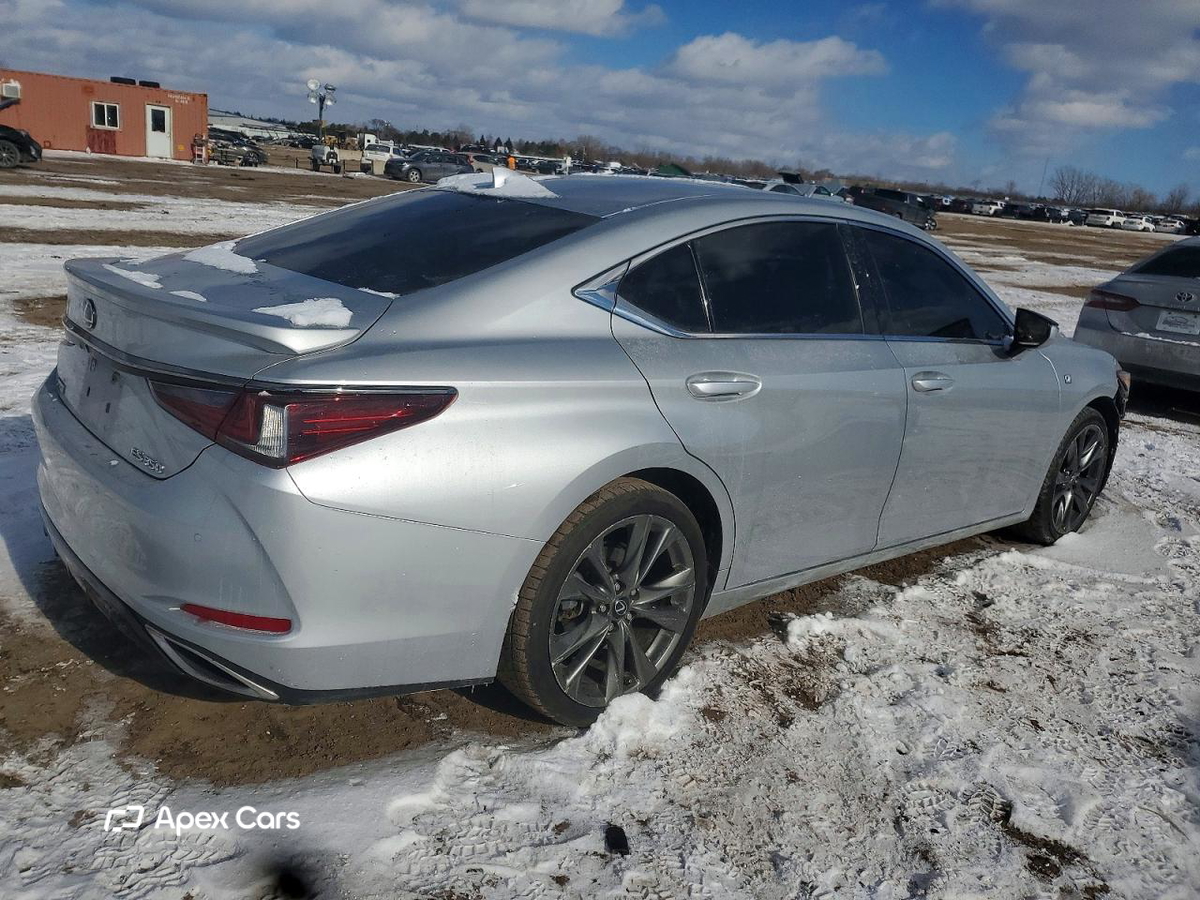 Lexus ES 2019