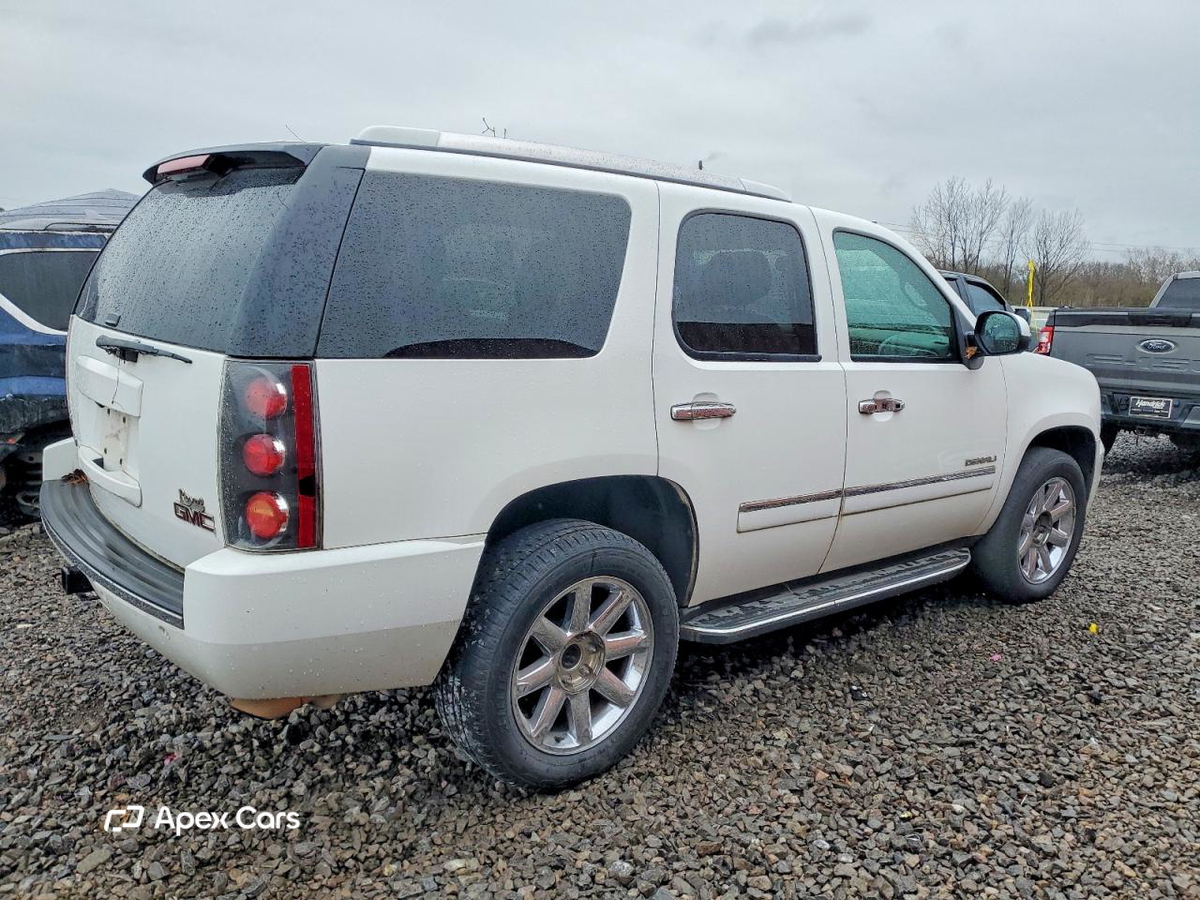 GMC Yukon 2011