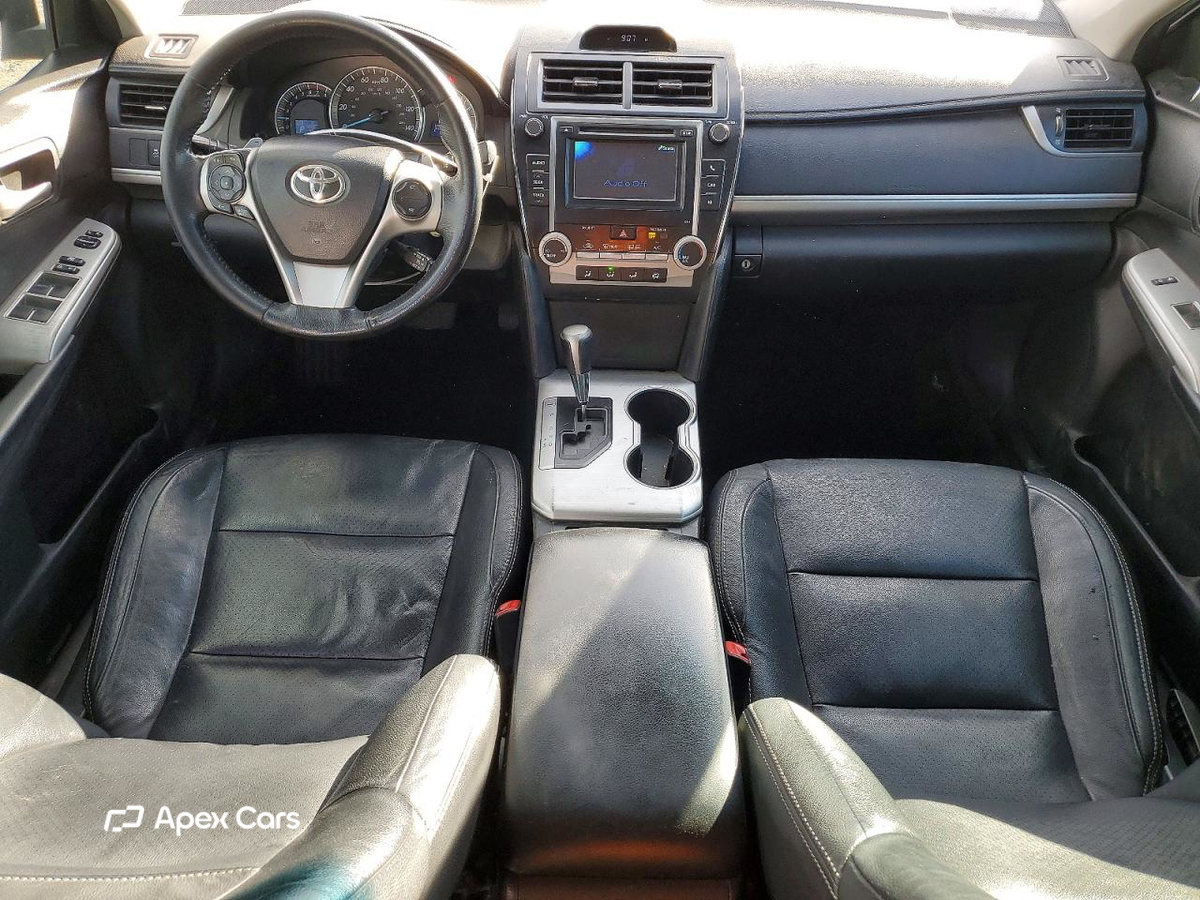 Toyota Camry 2012