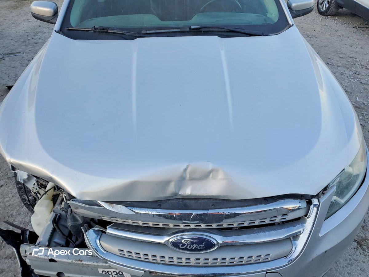 Ford Taurus 2010