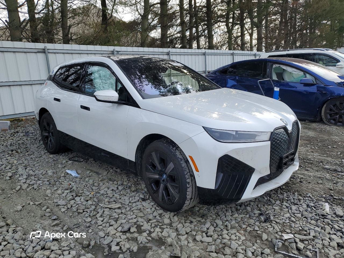 BMW iX 2025