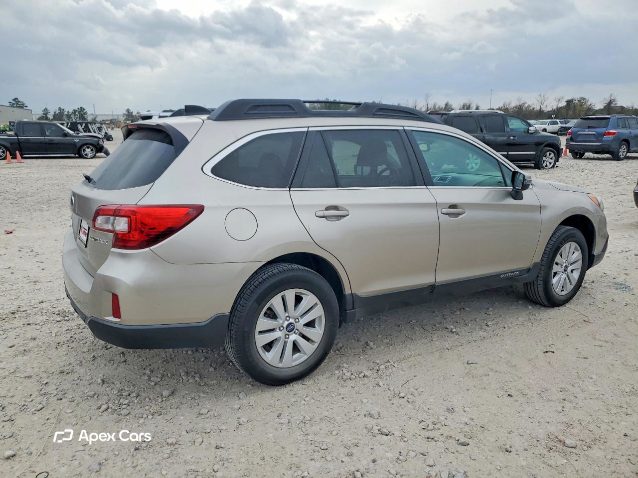 Subaru Outback 2016