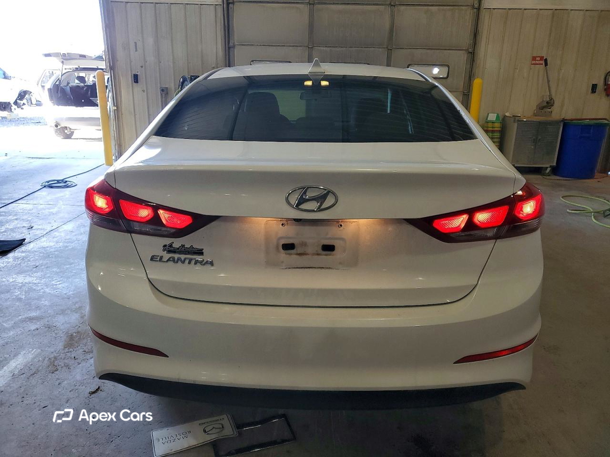 Hyundai Elantra 2017