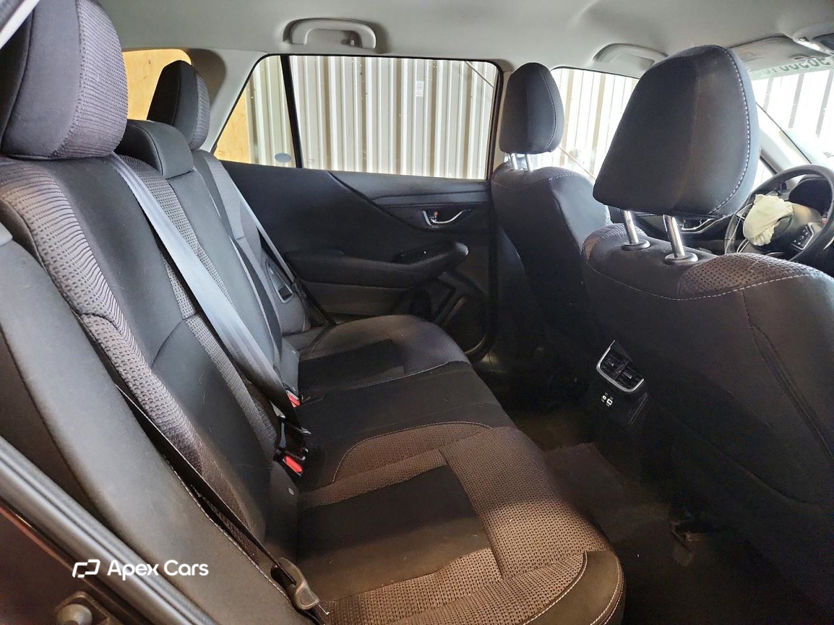 Subaru Outback 2025