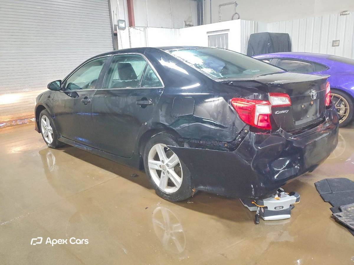 Toyota Camry 2012