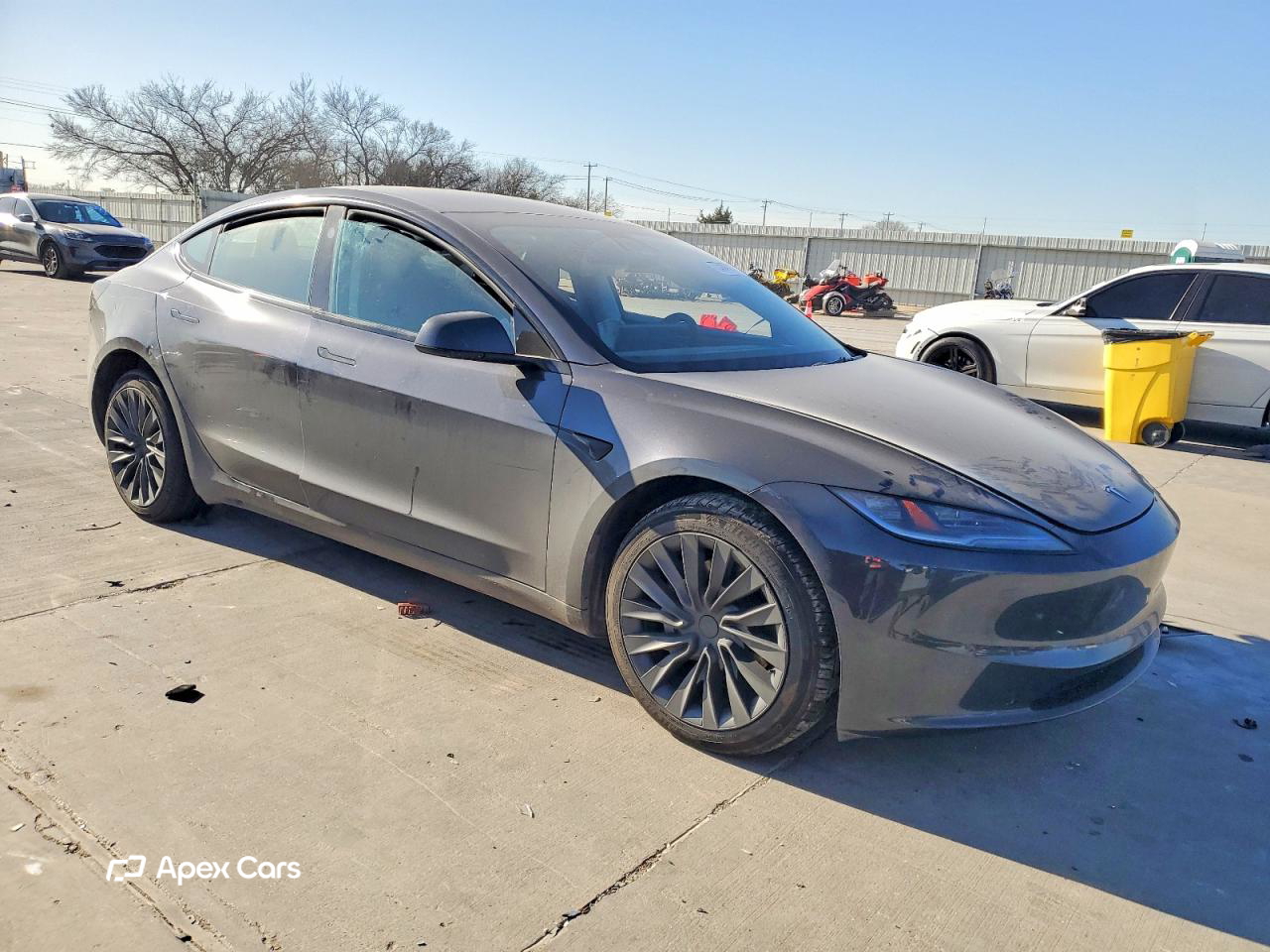Tesla Model 3 2024