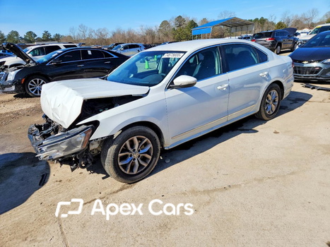 Volkswagen Passat 2016 - Image 1 of 13