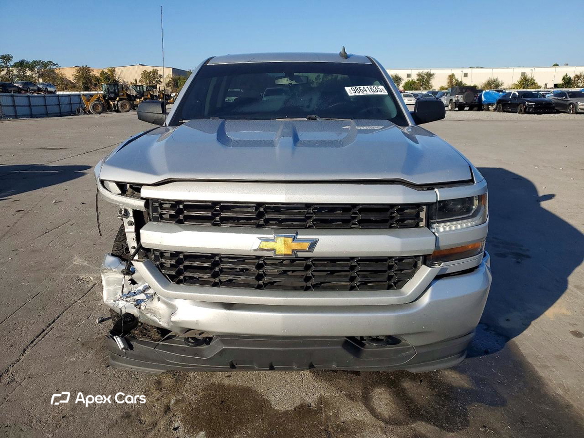 Chevrolet Silverado 2018