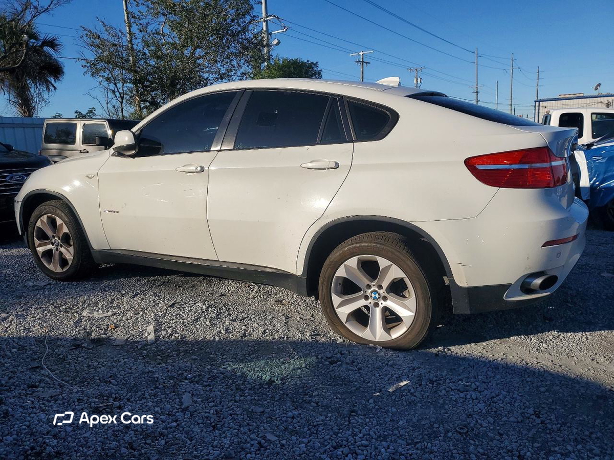 BMW X6 2011