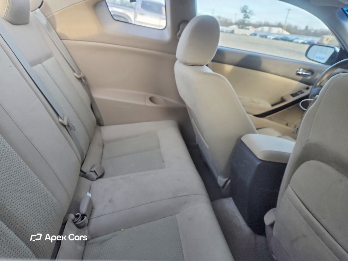 Nissan Altima 2012