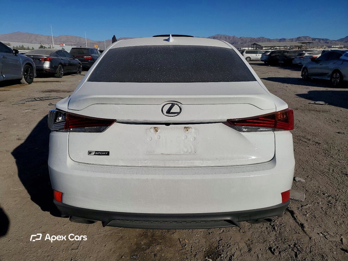 Lexus IS 2017