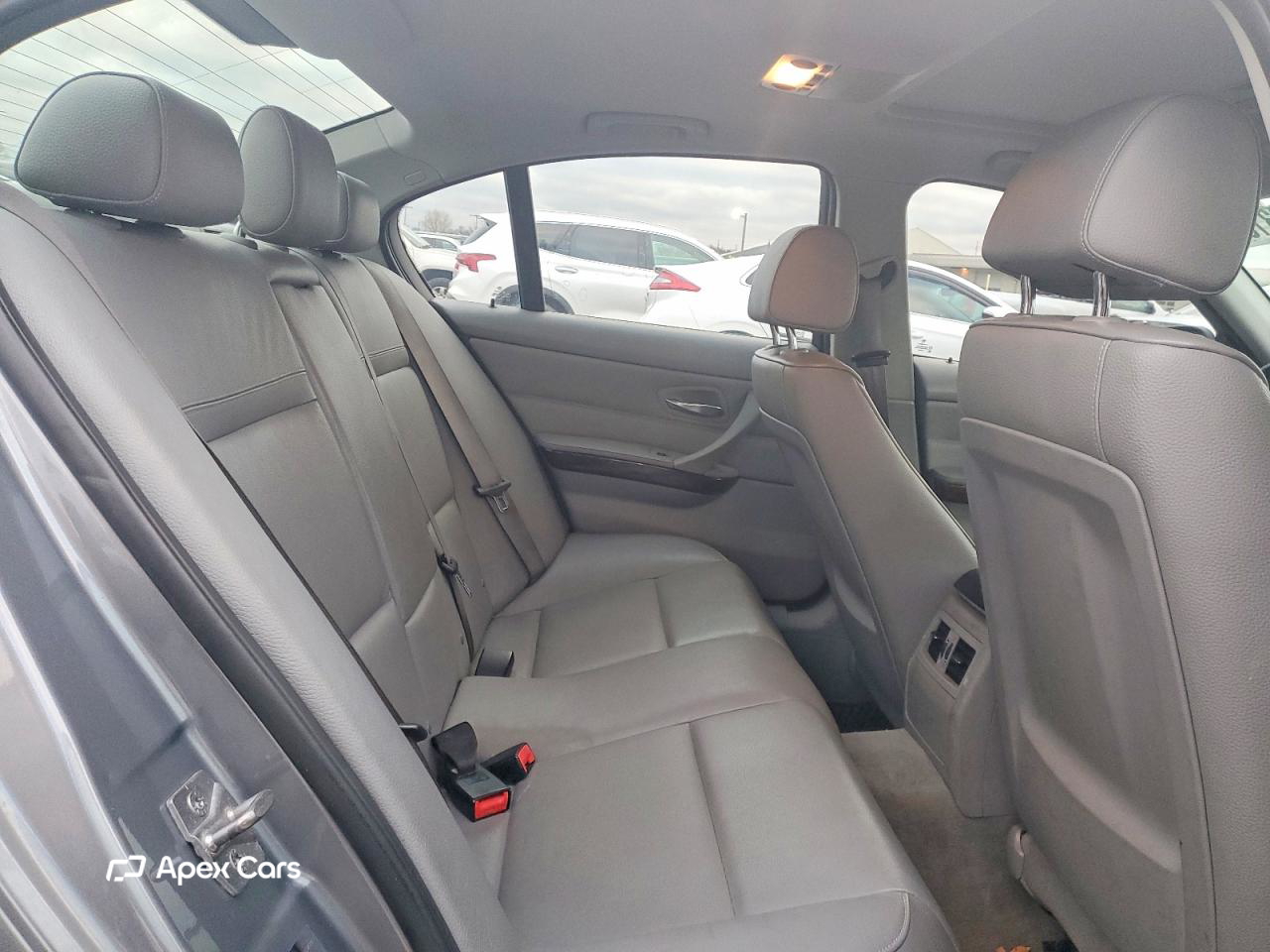 BMW Series 3 2011