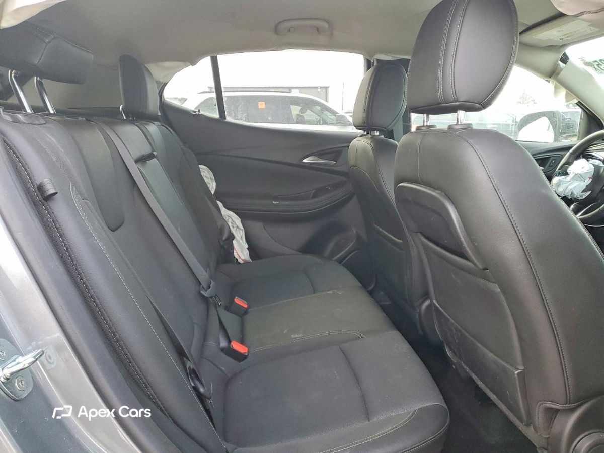 Buick Encore GX 2023