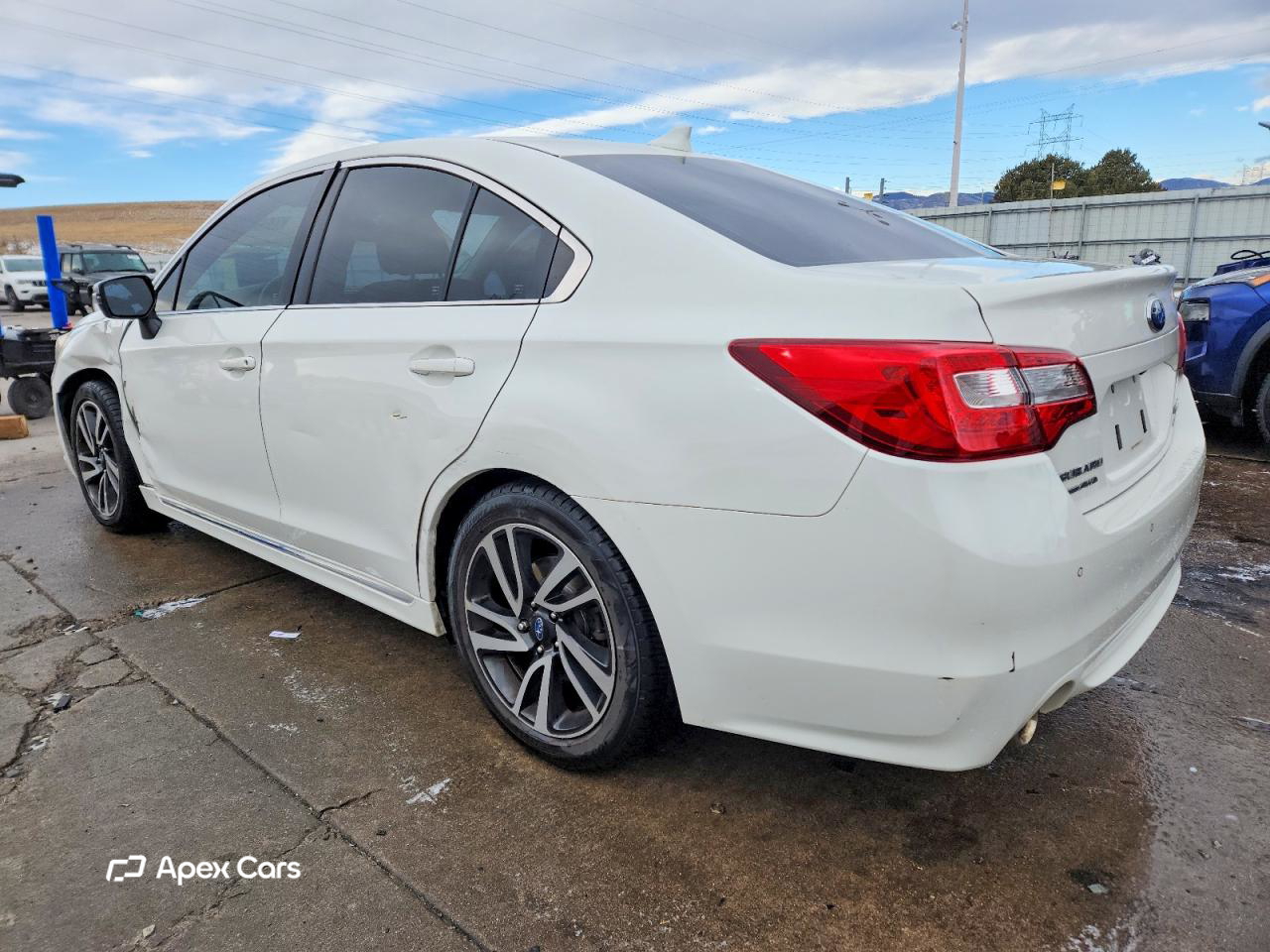 Subaru Legacy 2017