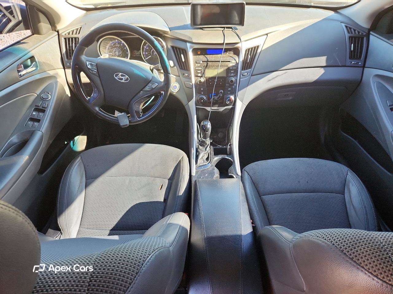 Hyundai Sonata 2012
