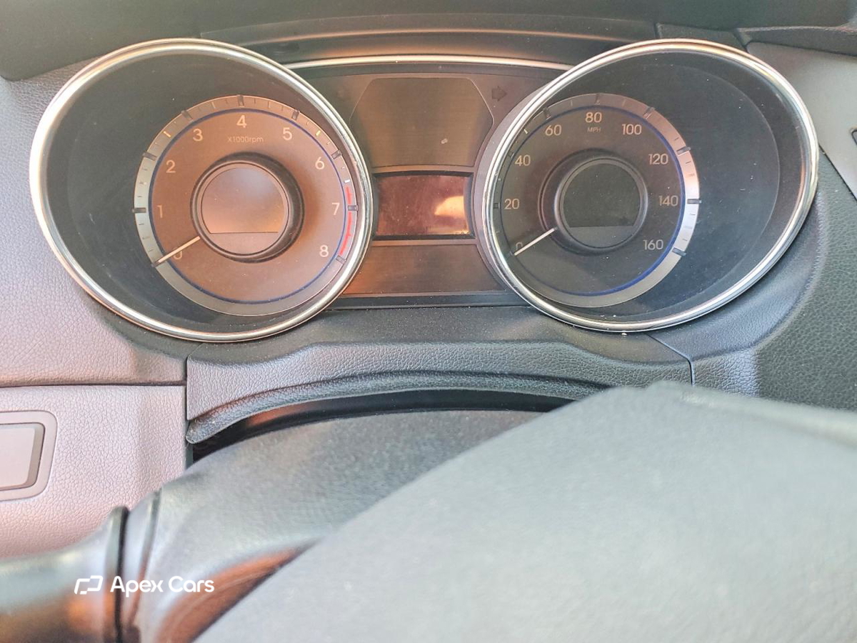 Hyundai Sonata 2013