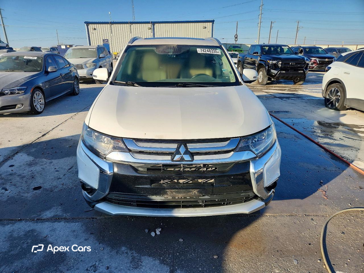 Mitsubishi Outlander 2017