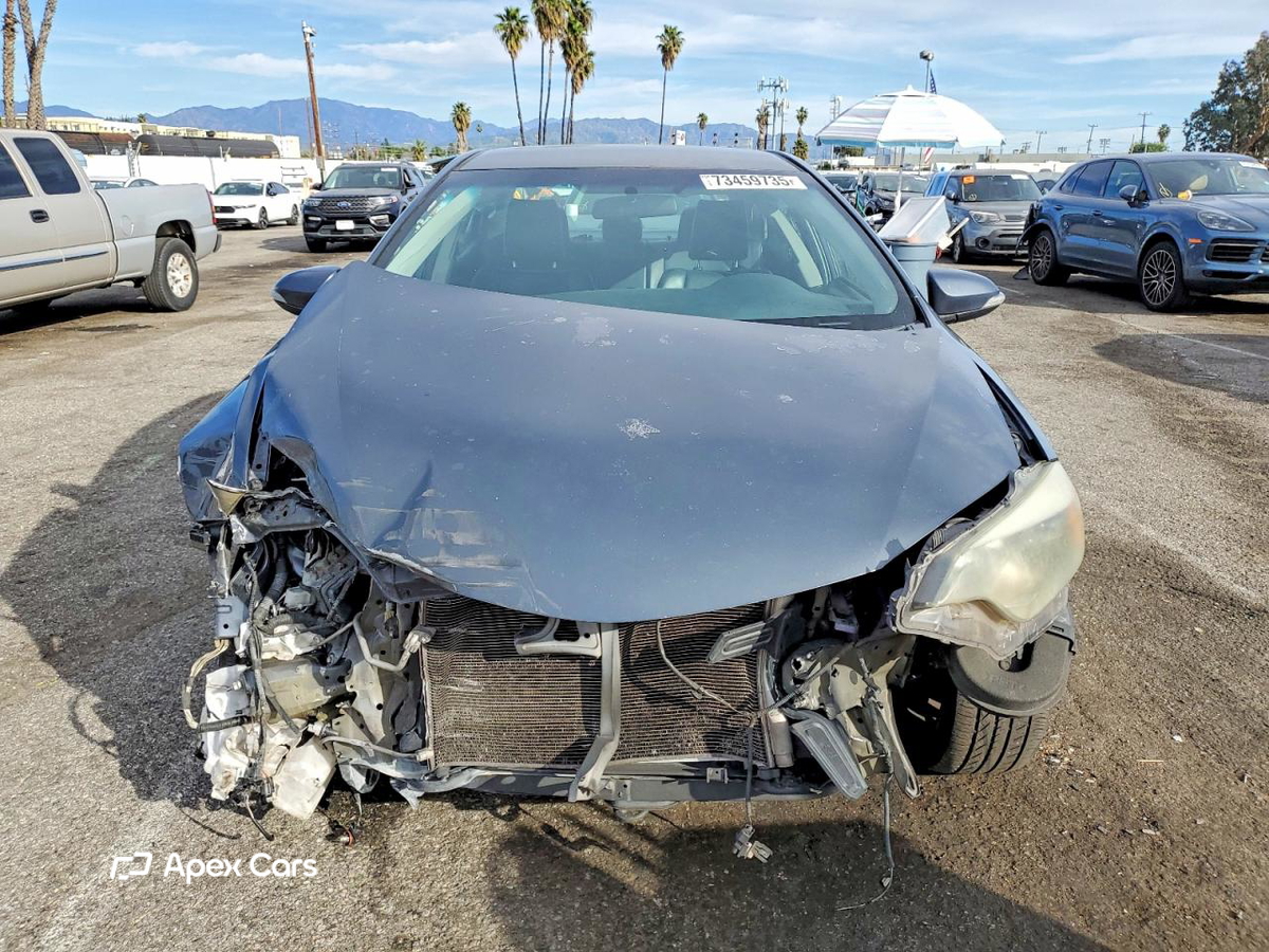 Toyota Corolla 2015