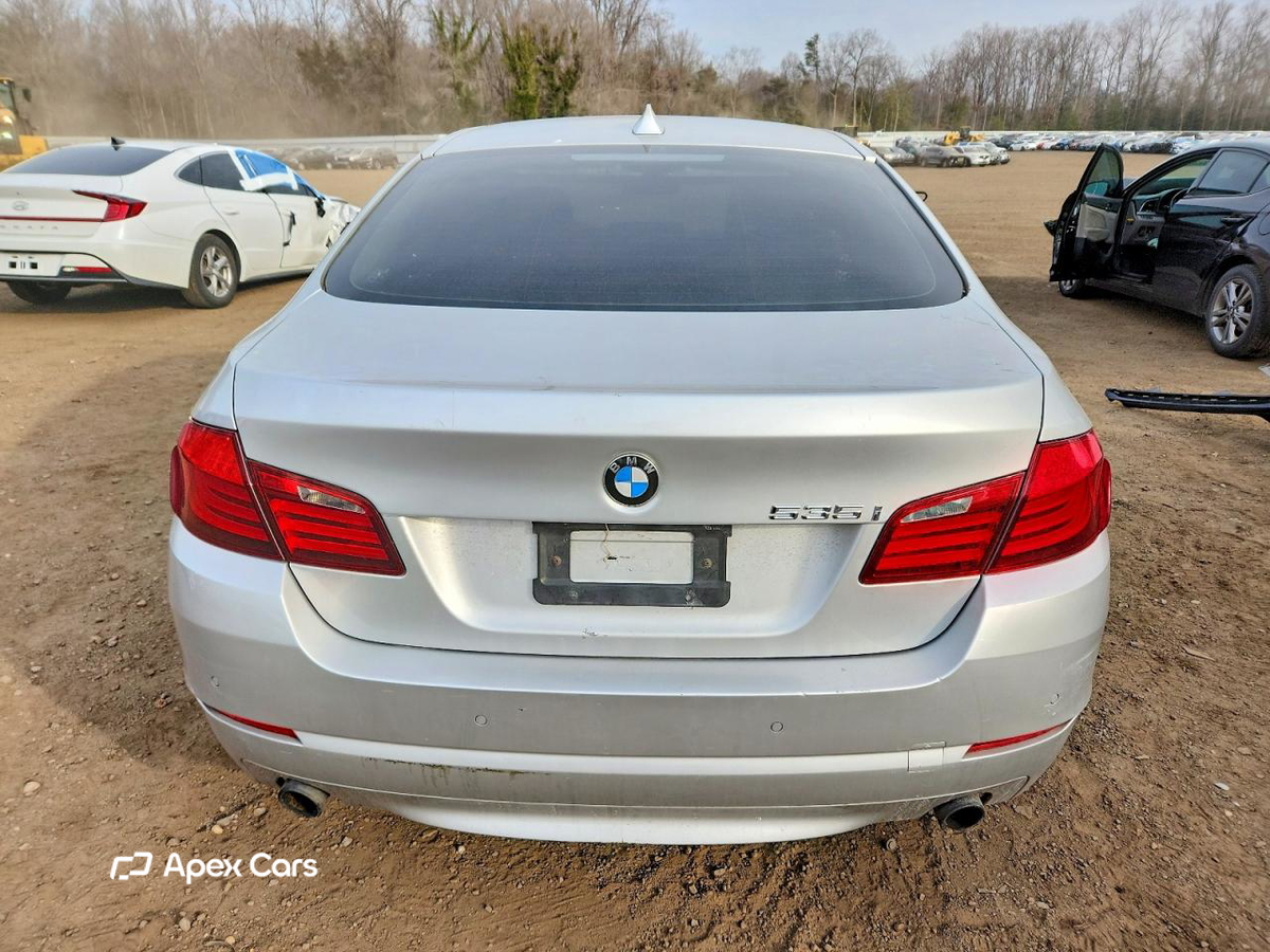 BMW Series 5 2011
