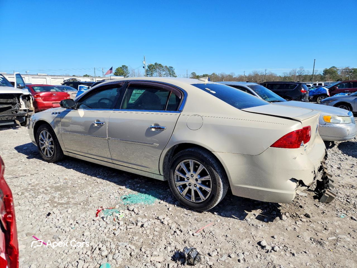 Buick Lucerne 2010