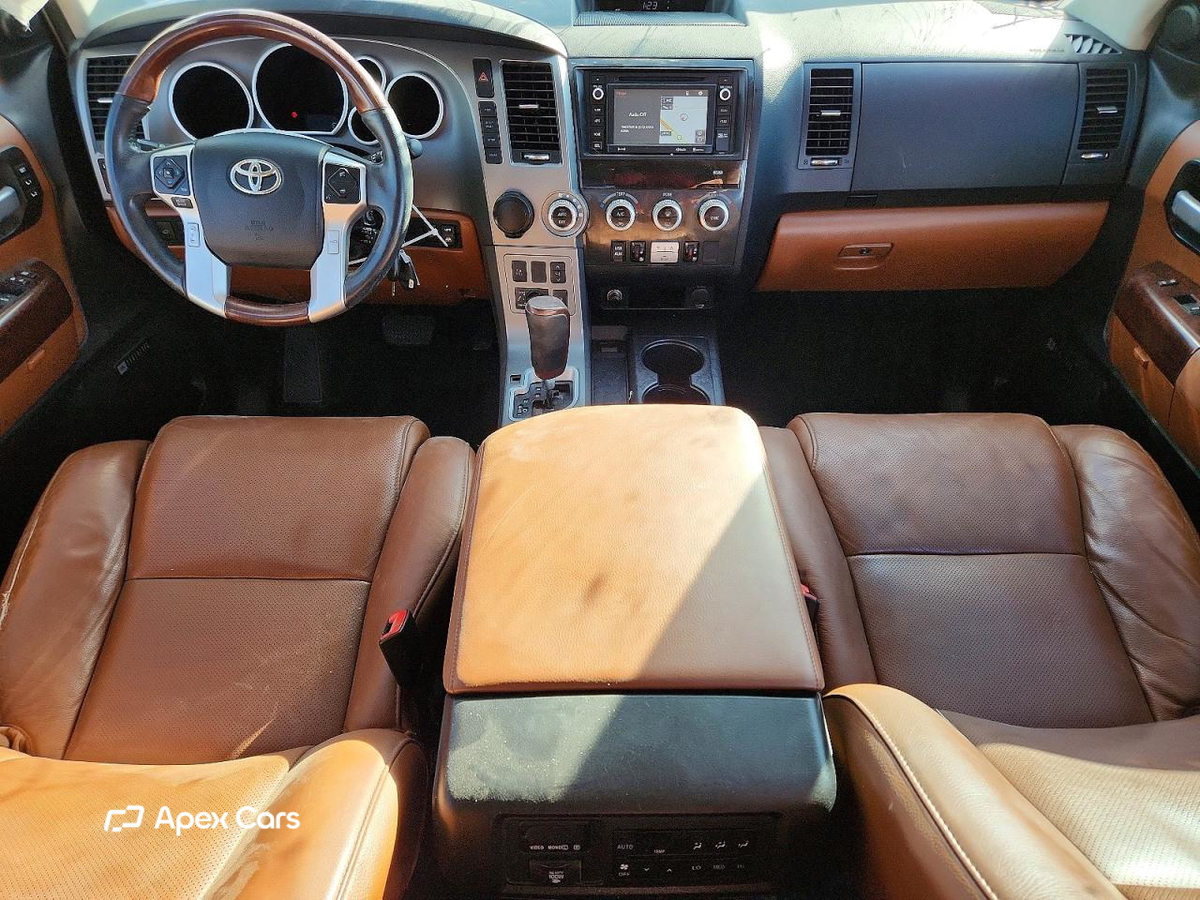 Toyota Sequoia 2016