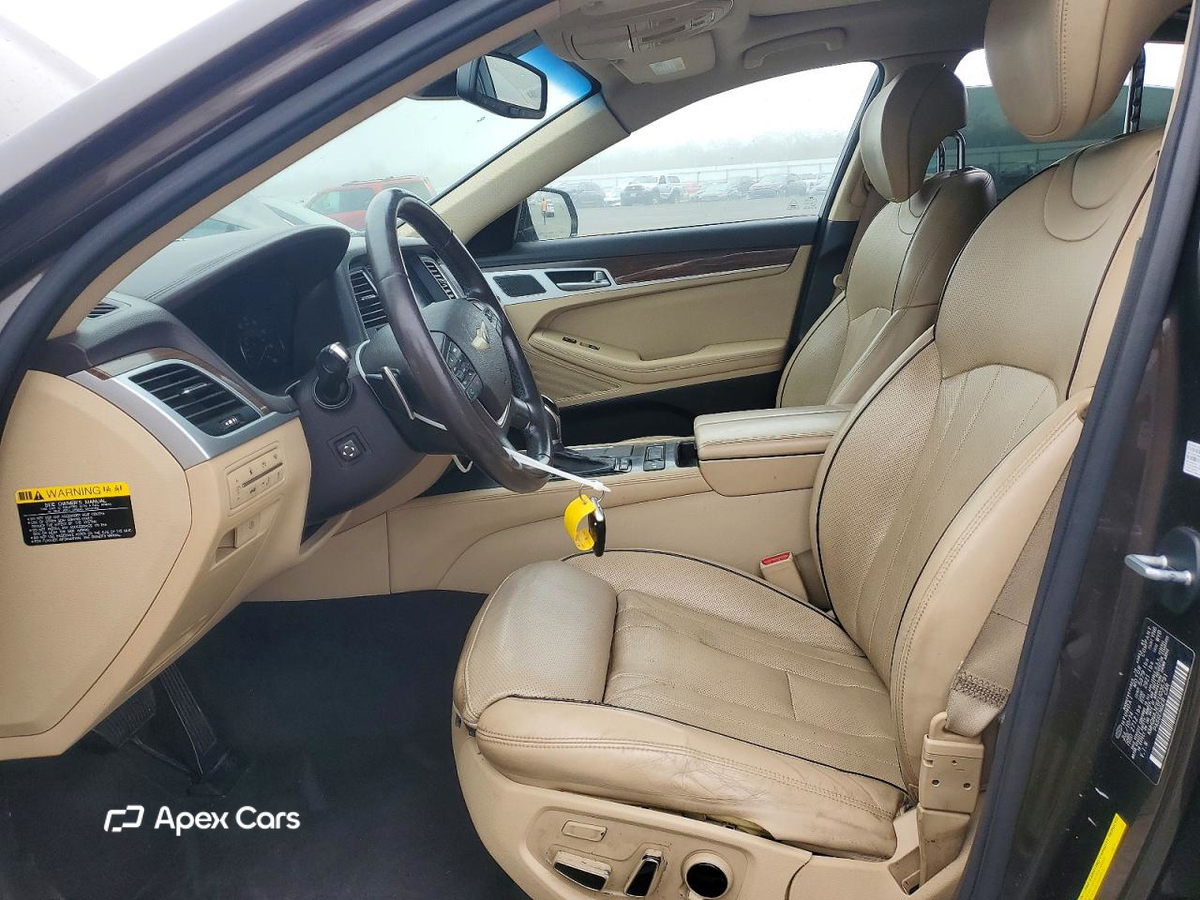 Hyundai Genesis 2015